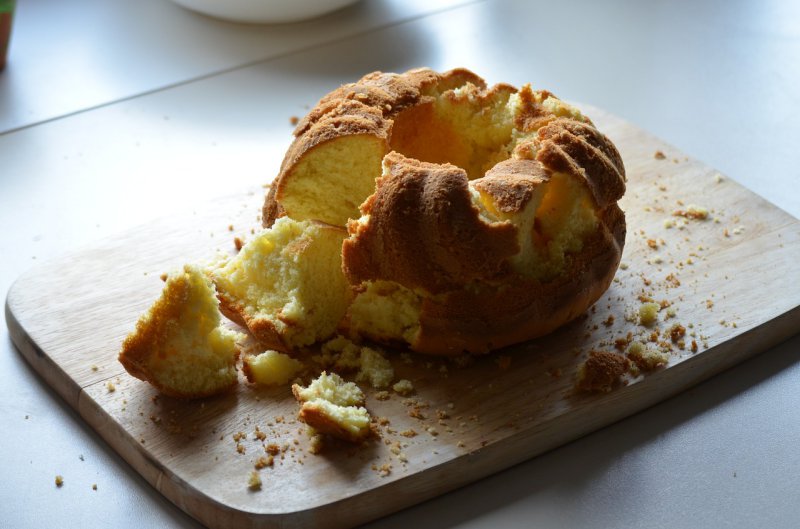 Gugelhupf zerbrochen aus der Form