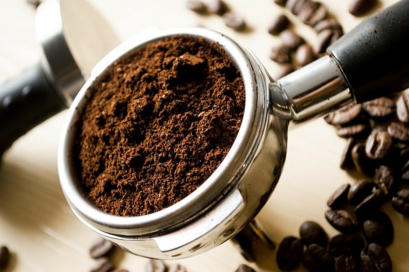 Kaffeepulver von Kegelmahlwerk-Kaffeemühle