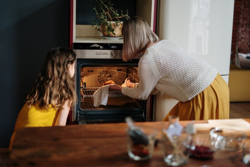 Backen mit einem Gasbackofen